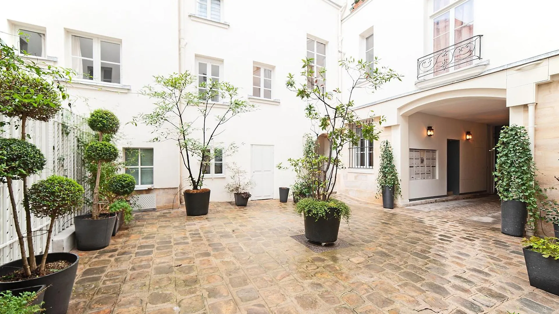 Guest house Pavillon Marais Paris